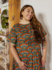 Artsy Traveler Plus Size Midi Dress - Mosaic Fan