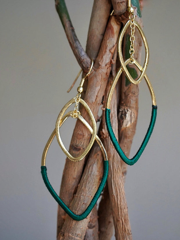 Threaded Leaf Earrings - Gold