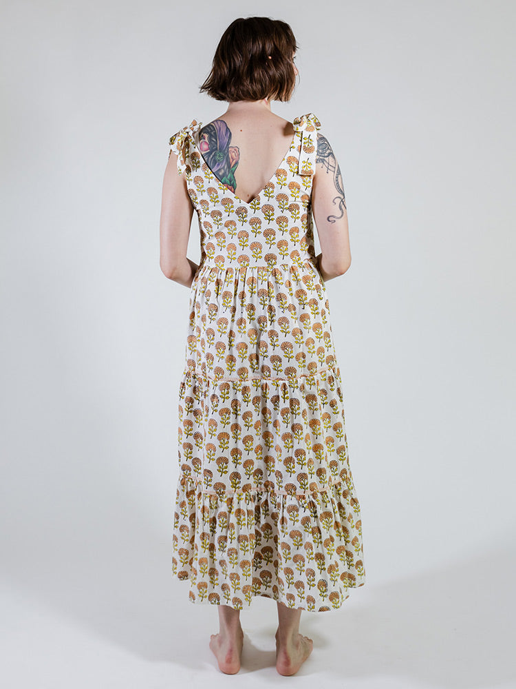 【関税込み】Reformation ブラウン Poppies マキシドレス Reformation Poppies Croissant Tan Cut Out Silk Dress 8 NEW