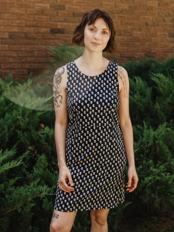 Tunic & Shift Dresses with Pockets - Fair Trade Dresses | Mata Traders Tagged "Trend_Geometric" Tunic & Shift Dresses with Pockets - Fair Trade Dresses | Mata Traders Tagged "Trend_Geometric"