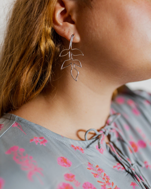 Fauna Wire Earrings - Silver