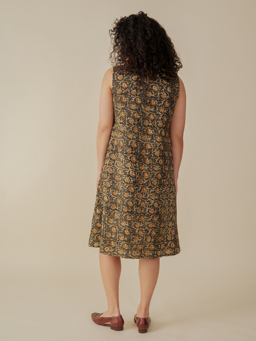 Women's Penny Pintucked Dress Olive Green Floral Kalamkari | Fair Trade | Mata Traders Olive Kalamkari / XL Women's Penny Pintucked Dress Olive Green Floral Kalamkari | Fair Trade | Mata Traders Olive Kalamkari / XL