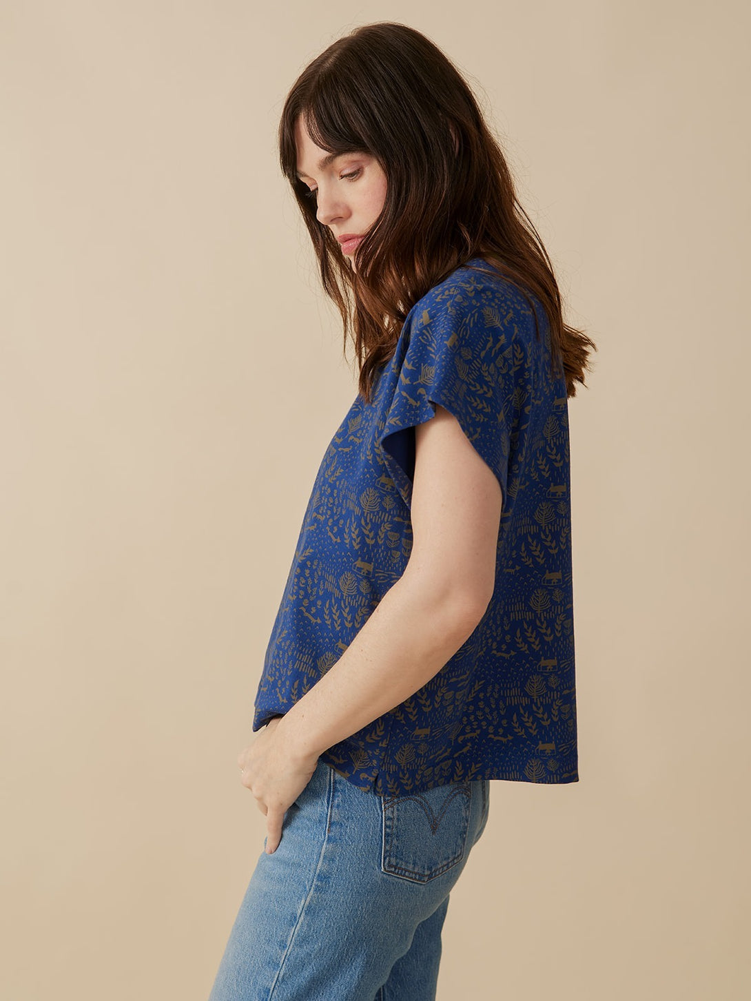 Caitlin Jersey Cotton Top Side View  Cobalt Foxes Print - Mata Traders