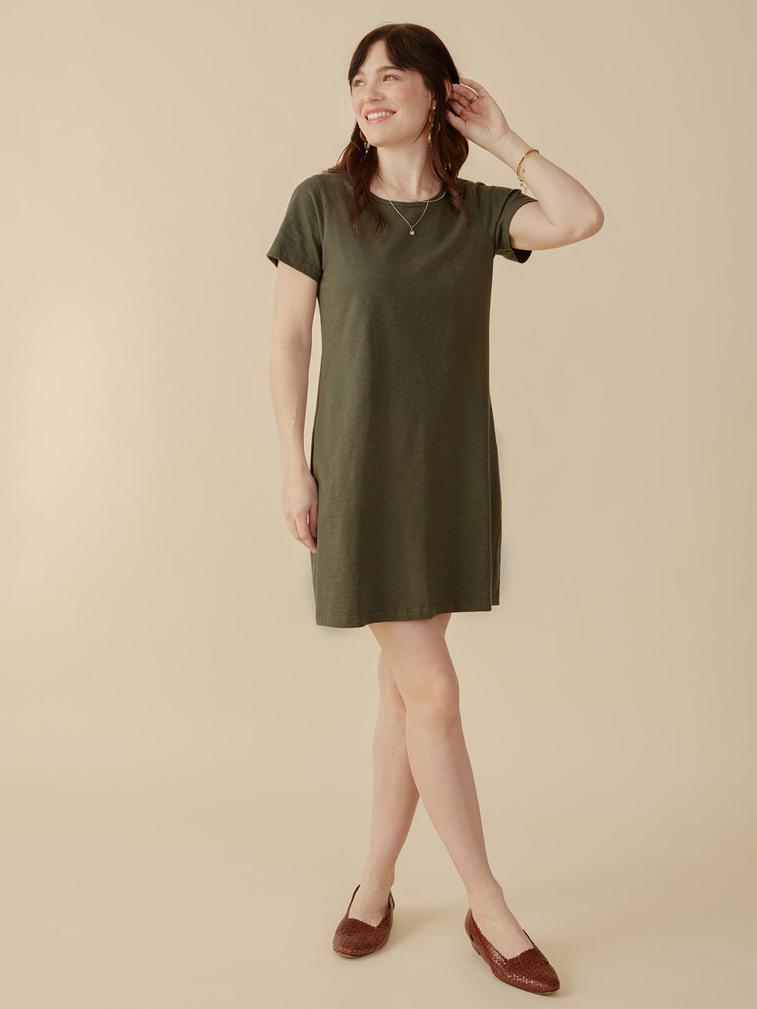 olive green t shirt dress outfit Olive green T-shirt dresses