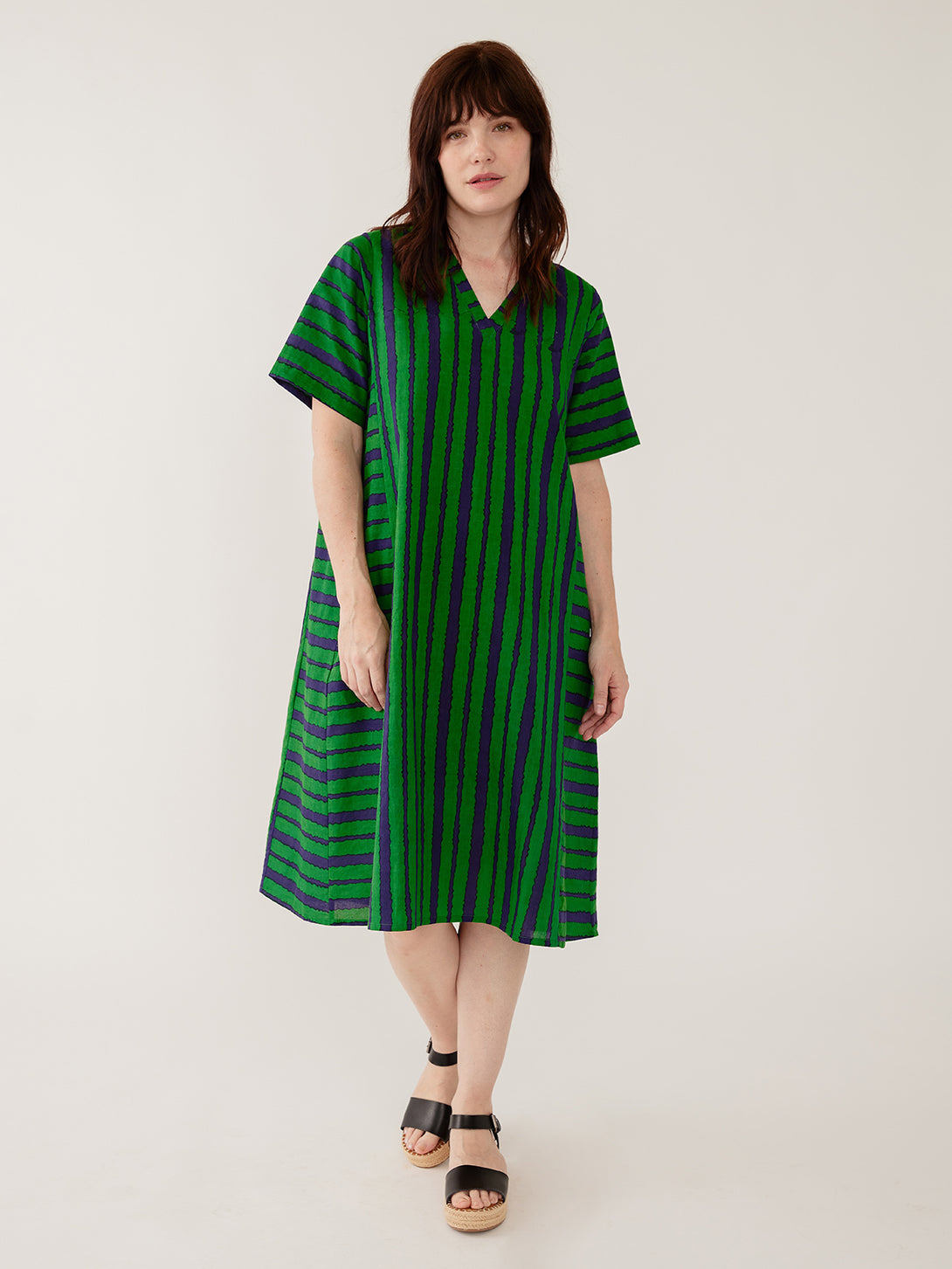 loose fit tunic dress Karissa V-Neck Relaxed in Emerald Green PINK How to measure yourself ASOS DESIGN high neck Size:XS Conservative Mini dress