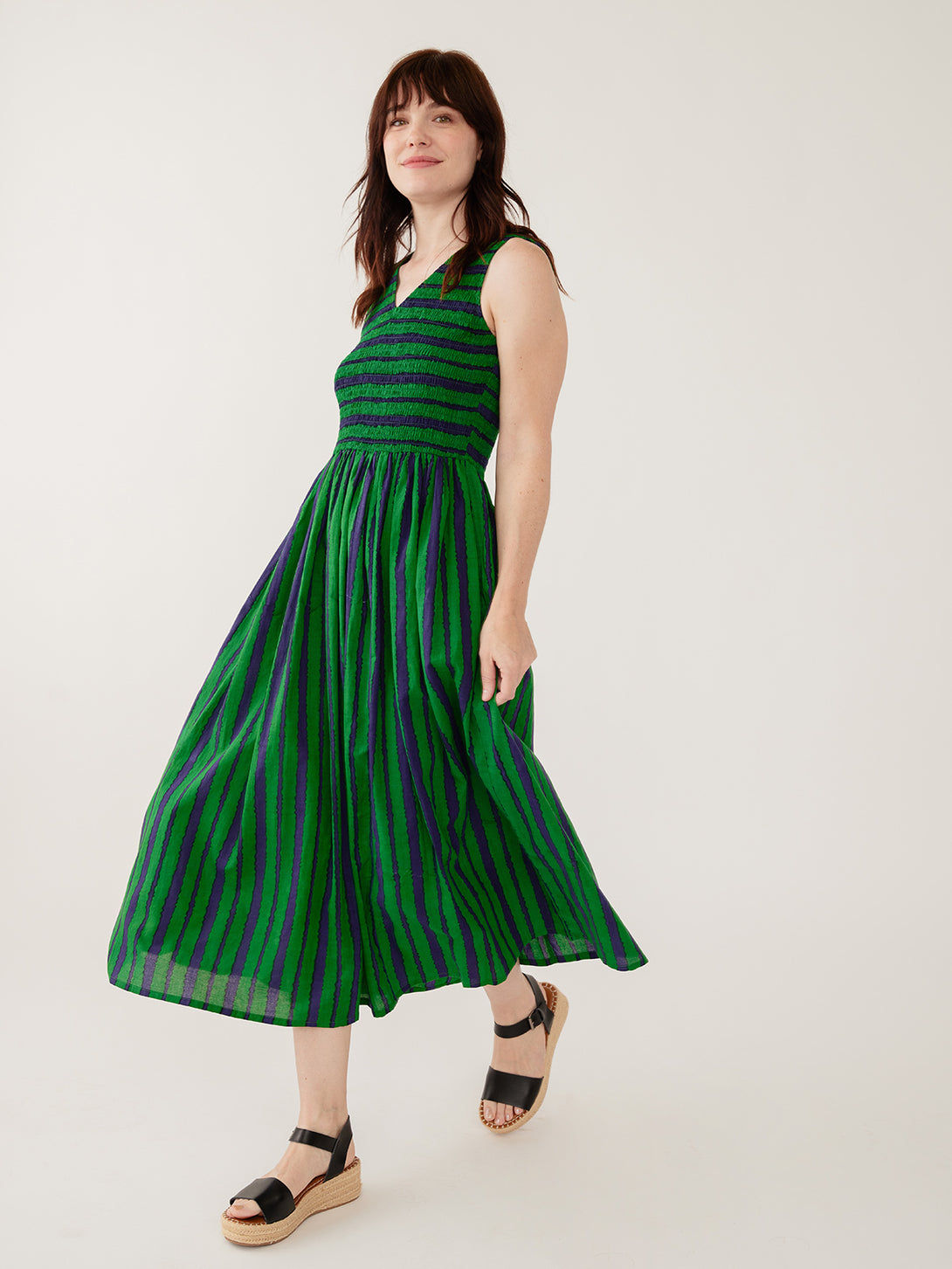 Lily V-Neck Emerald Green Sleeveless Dress |Printed Cotton
