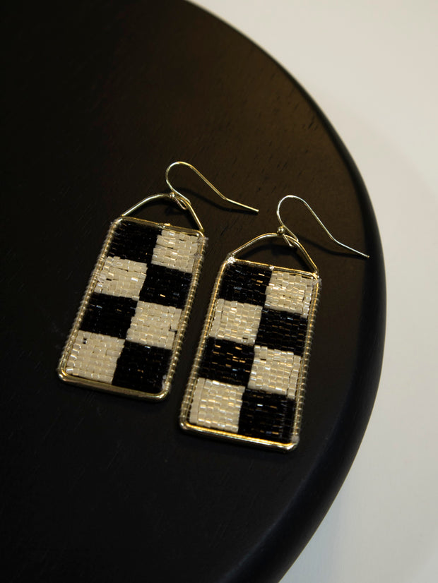Checker Beaded Earrings Black